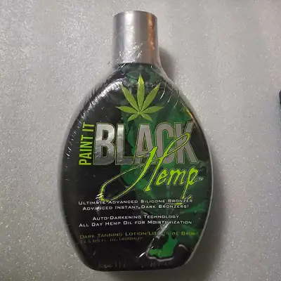 Get ready to glow with Millennium Tanning Paint It Black Hemp bronzer indoor lotion, 13.5 fl. oz! Th...