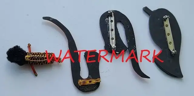 FOUR HANDMADE COSTUME JEWELRY BROOCHES in Jewellery & Watches in City of Toronto - Image 6