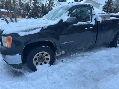 2009 GMC Sierra 1500 WT regular cab with 8’ box. 5.3L V8. 257000kms. Rust on wheel wells and tailgat...