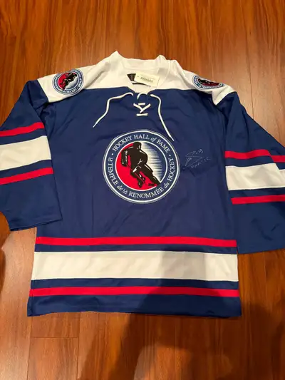 Hockey Hall of fame Signed Sundin Jersey $200 OBO, View more