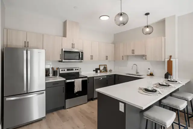 1 bedroom units! 1   Den units Available in Lucan