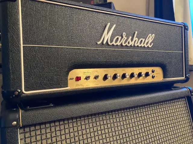 1981 Marshall JMP 2204 in Amps & Pedals in Ottawa - Image 2