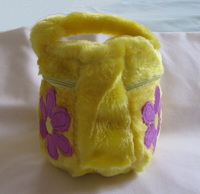 Girls Plush Purse Flower Accent Blue Green Yellow Choice NEW in Kids & Youth in Saint John - Image 3