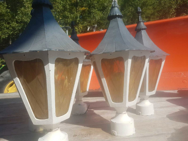 ×5 Cast Post Lamps in Outdoor Lighting in Peterborough - Image 2