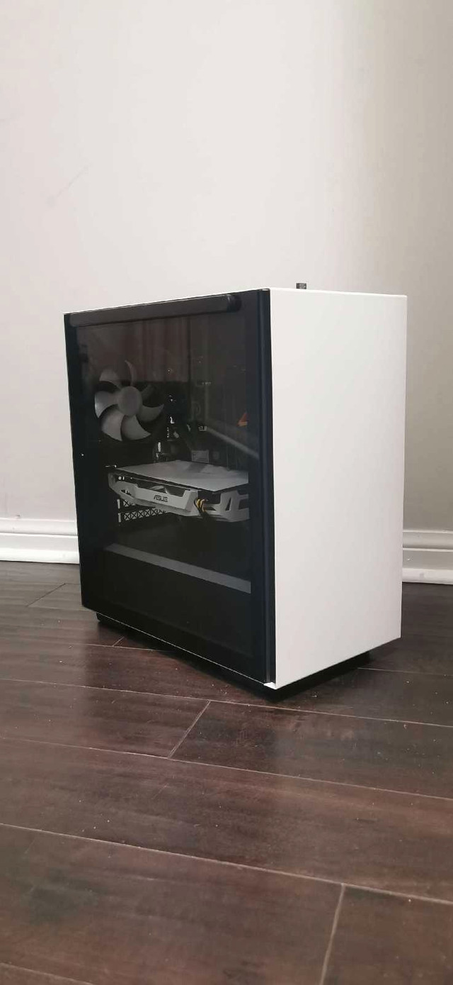 (BUDGET) White Gaming Pc in Desktop Computers in Mississauga / Peel Region