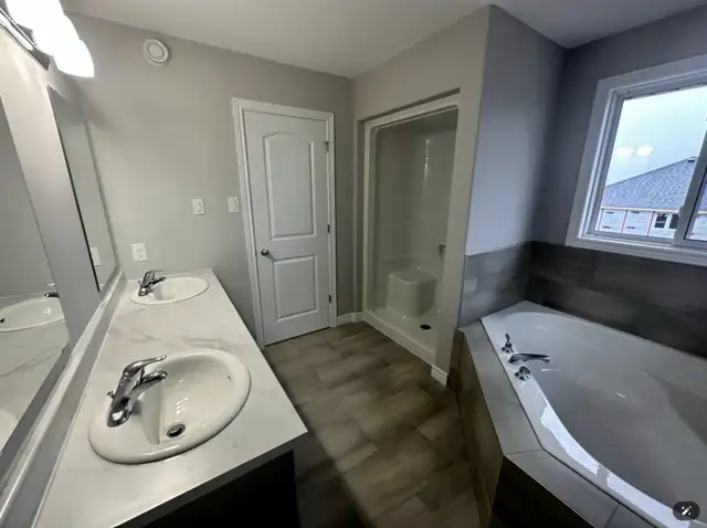 Full House Rental Available- Clayton Ave, Peterborough in Long Term Rentals in Peterborough - Image 4