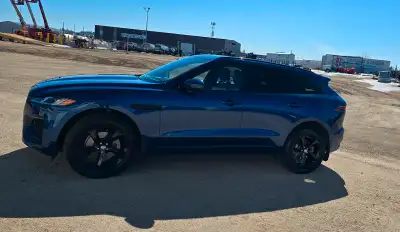 2022 Jaguar F-PACE P250 R-Dynamic S AWD | Pano Roof | Leather | Nav | Heated Seats + Steering | Powe...