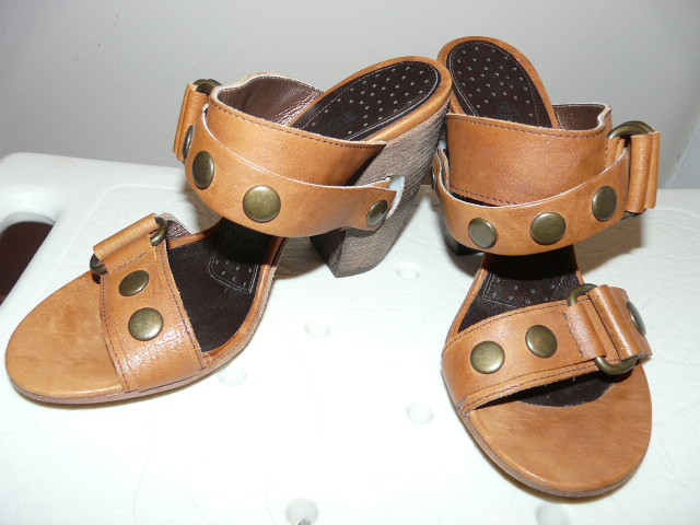 Ladies Designer Shoes and Sandals in Women's - Shoes in Mississauga / Peel Region