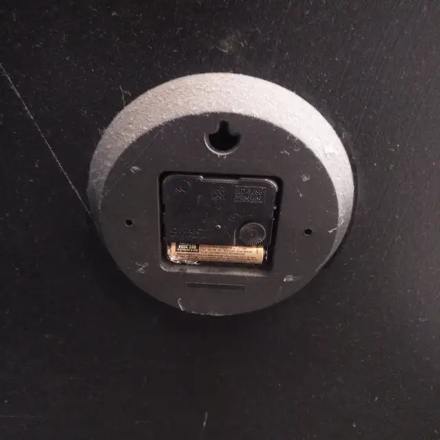 Wall Clock - Oversized, 38 Inch Diam, Burnished Brown Wood Frame in Home Décor & Accents in Markham / York Region - Image 6