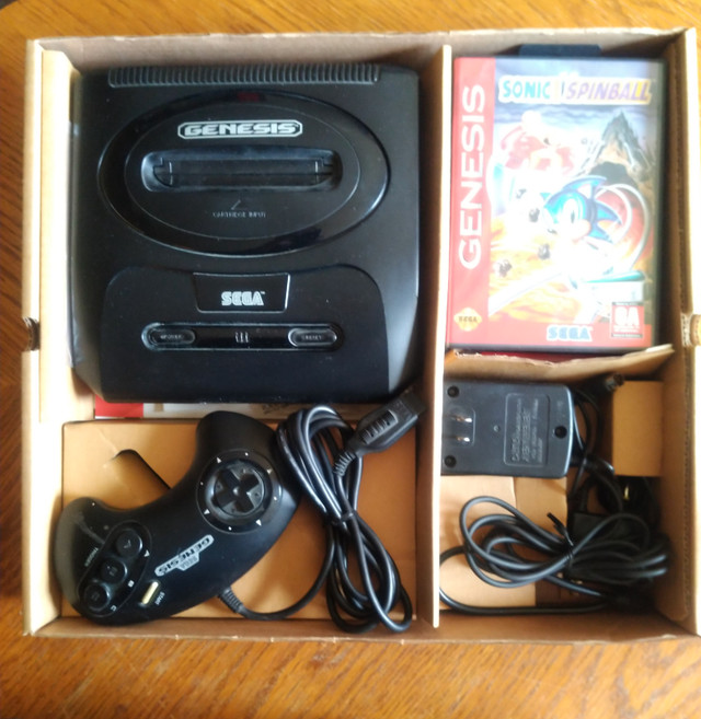 SEGA GENESIS 2 (VINTAGE VERSION) in Older Generation in Kenora - Image 3