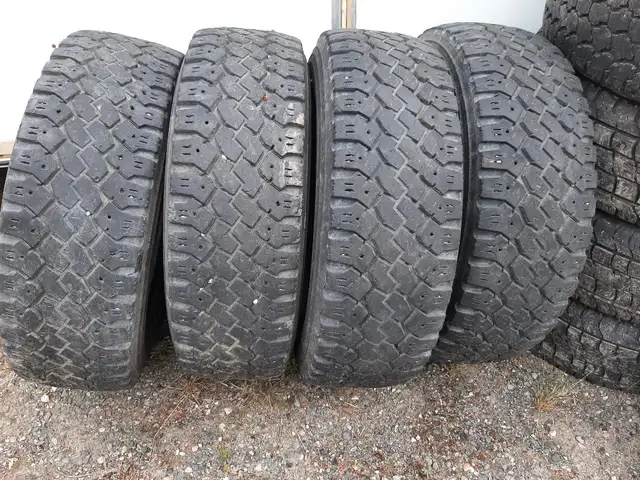 4 275/70R18 TOYO M55 10PLY TIRES 2 DIFERENT SETS OF 4 in Tires & Rims in Whitehorse - Image 6