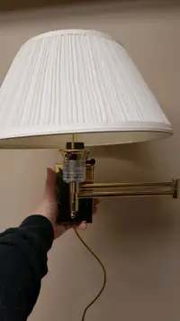 Extension Arm Wall Lamp