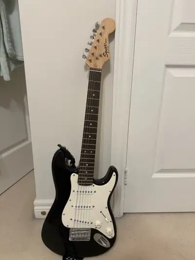 Fender Squier Mini, View more