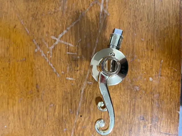 Poignées de porte intérieure - 5$ ch in Hardware, Nails & Screws in City of Montréal - Image 2