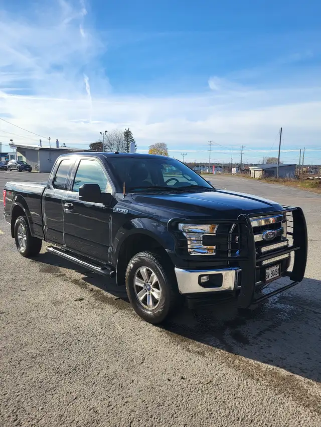 2017 ford f150 xlt in Cars & Trucks in Ottawa - Image 3