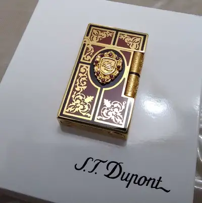 S.T. Dupont dual flame lighter New, View more