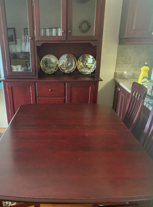 Dining Room Suite, Table, Chairs, Buffet and Hutch Dining Tables