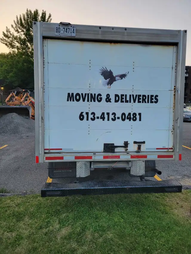 Tim's moving and delivery518967624845250561