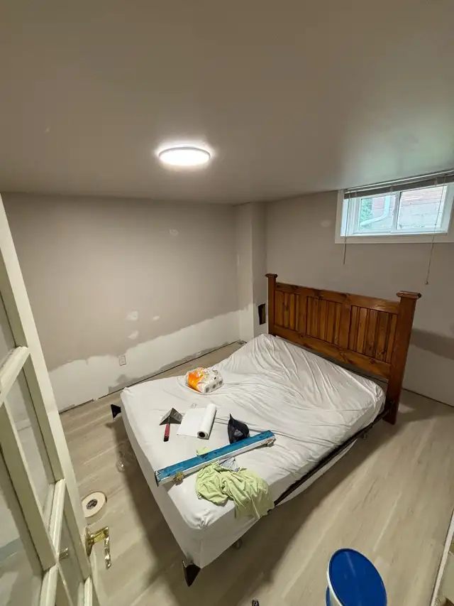 Professional Renovation Services – Flooring, Kitchens, Painting in Renovations, General Contracting & Handyman in Hamilton - Image 9