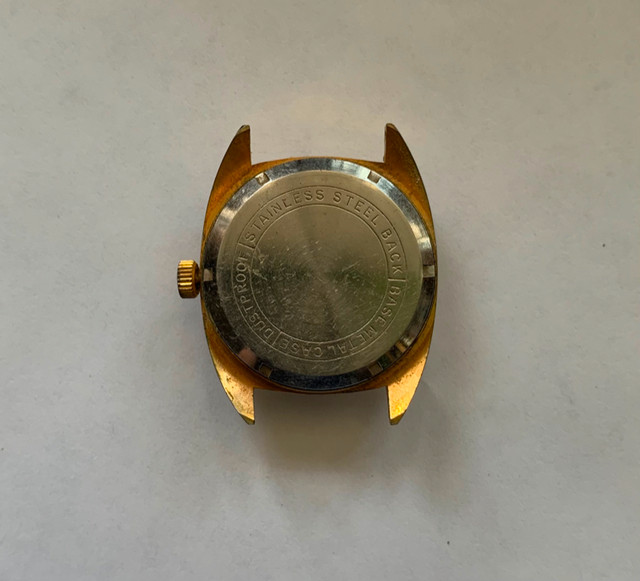 Vintage Mickey Mouse Watch in Jewellery & Watches in City of Toronto - Image 2