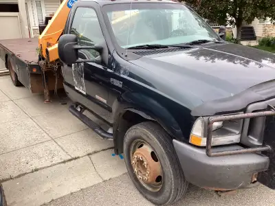 This ford F550 has a crane capacity of 5600LBS, crane goes out just over 35’. Its a effer 62125, 4S,...