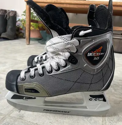 CCM skates - Vector size 6.5 US, View more