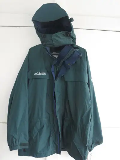 NEW!!! Columbia Men's Large Cloudbreaker Parka Evergreen, View more