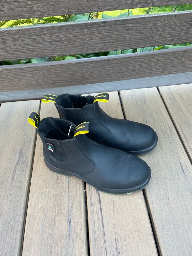 Terra Murphy Unisex 6" Composite Toe Slip On Work size 38 in Men's Shoes in Oakville / Halton Region - Image 2
