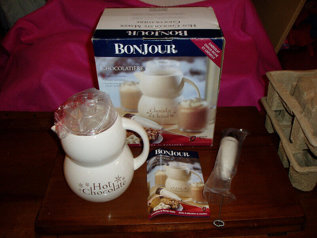 BONJOUR CUISINE HOT CHOCOLATE MAKER NEW $25 in Microwaves & Cookers in St. Catharines