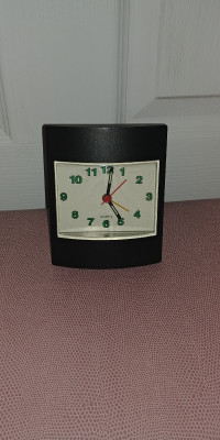 Vintage Alarm Clock - Quartz - $13