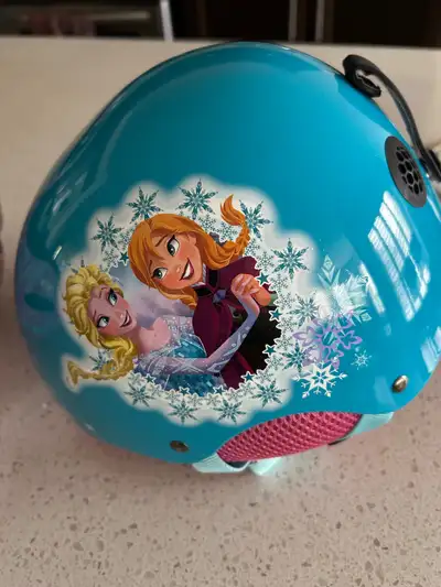 Girl’s bicycle helmet, View more