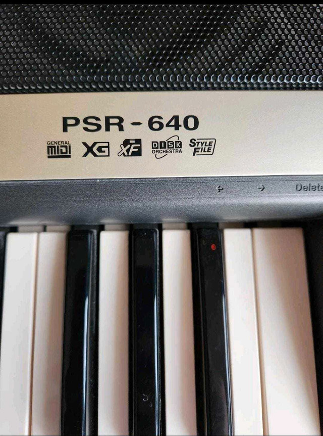 PSR-640 Keyboard  in Pianos & Keyboards in Winnipeg - Image 3