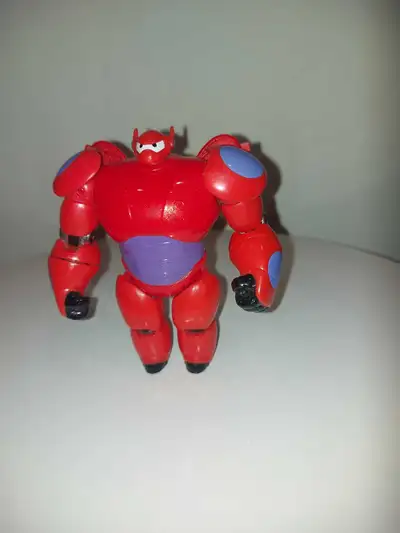 This is a used Baymax action figure from Big Hero 6, ready to soar into action! This figure is in go...