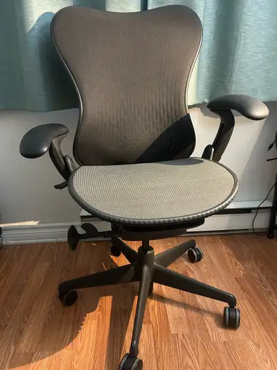 Ergonomic Office Chair Herman Miller Excellent condition slightly used, see for yourself. Made in th...