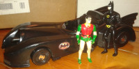 Batman 1989, lot de 2 figurines + Batmobile. DcComics