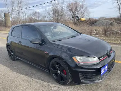 2015 Volkswagen Golf GTI 2.0 turbo 6spd 2 door 211,000km Leather heated seats, subwoofer Runs great...