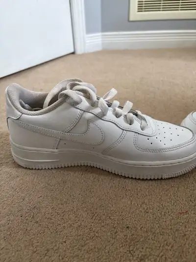 Air force Nike taille 6.5 femmes et 5 hommes , View more