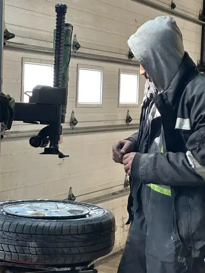 24/7 Mobile Mechanic, View more