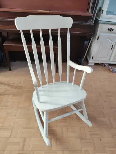 chaise berçante en bois, View more