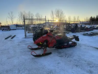 2020 Polaris 800 SKS 146” 11xx KM Brand new 2” Mountain track Brand new sliders, brand new bearings...