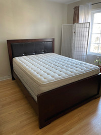 Queen size bed and frame 