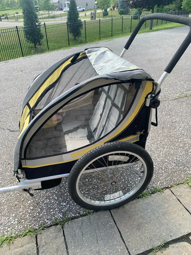 twin bike trailer in Kids in Markham / York Region - Image 3