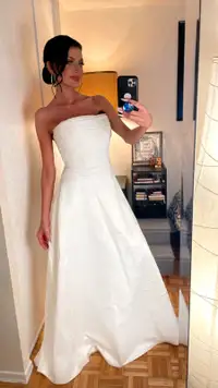 WEDDING DRESS S-M