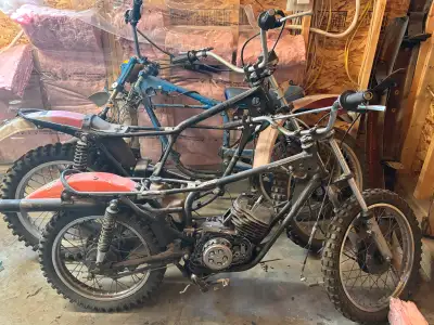 3 dual sport enduro dirt bikes, several engines, and a ton of parts from the 70’s. Yamaha, Honda, Ka...