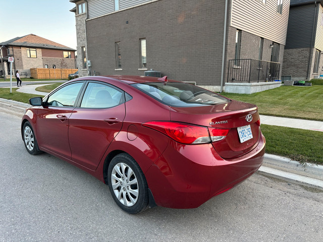 Hyundai Elantra 2013 manual transmission  in Cars & Trucks in Brantford