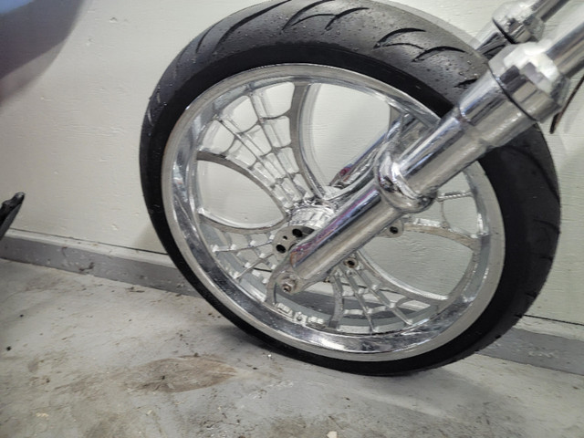 2013 Custom SLX Soft tail in Street, Cruisers & Choppers in Chilliwack - Image 2