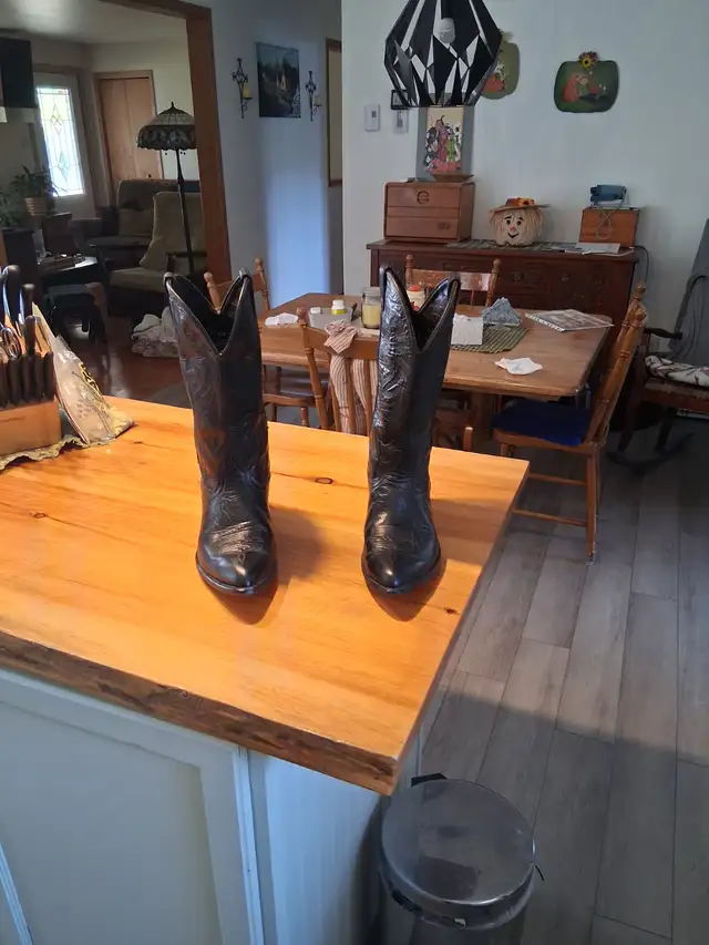 botte de cowboy in Men's Shoes in Laval / North Shore - Image 3