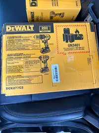 DEWALT Brushless Compact Drill/Driver & Impact Driver Combo Kit