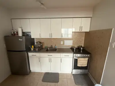 1 corzy Private room for rent