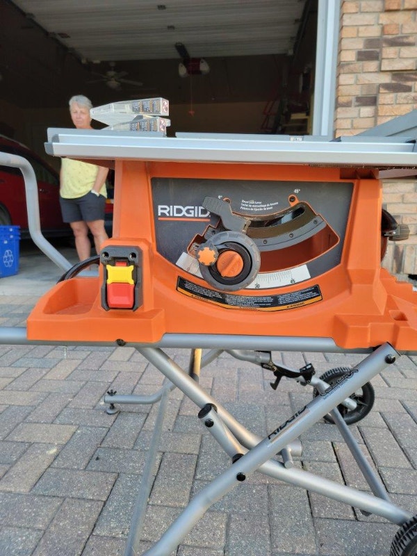 RIDGID 10 inch Pro Jobsite Table Saw with Stand Power Tools